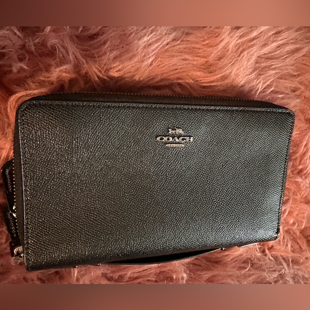 COACH Double Zipper Travel Wallet Clutch Organizer Black